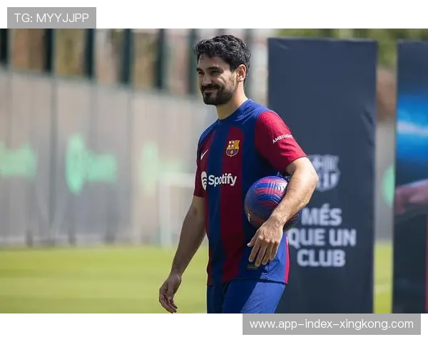 尤文准备签下被巴萨盯上的新10号，足球风云再起，谁将成为未来之星？