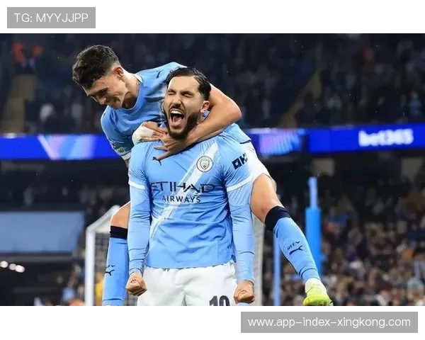 曼城肋部直塞穿透，多库助攻福登推射破门